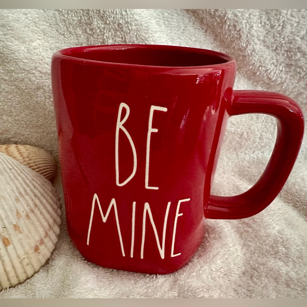 Rae Dunn Valentine Red BE MINE Coffee Mug Hot Chocolate Tea Mug Gift 5” Love